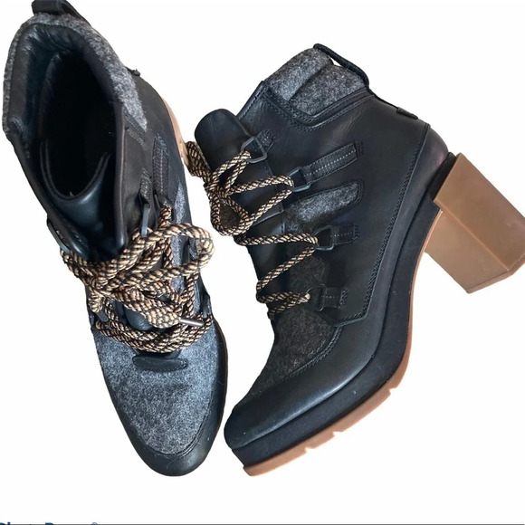 SOREL Brex Cozy Heel Lace Up Water Resistant Leather Chunky Heel Booties Sz 11 - Picture 1 of 8